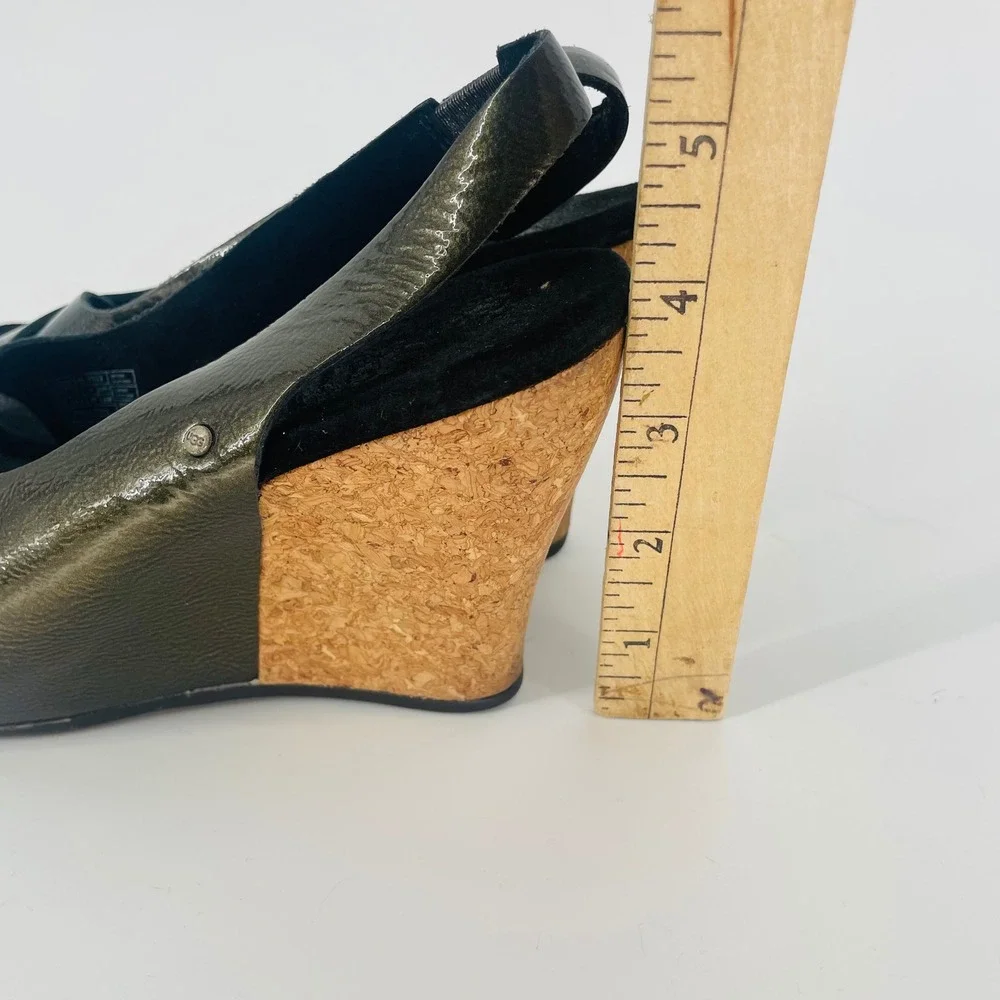 UGG Lucianna Metallic Olive Green‎ Leather Cork Wedge Slingback Sandals size 6